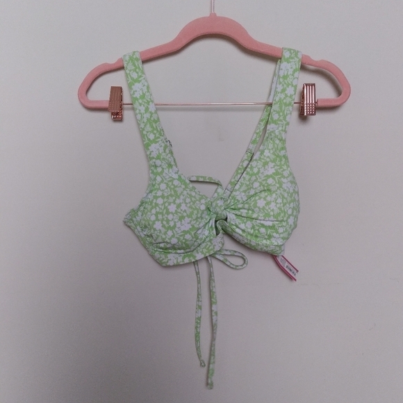 Xhilaration 90s Aesthetic Green and White Floral Print Tie Back Bikini Top - Picture 2 of 10